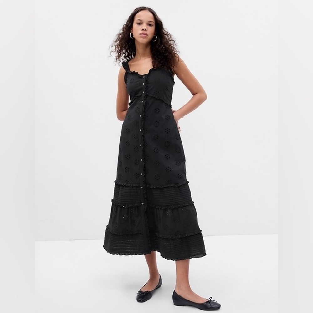 NWOT GAP Ruffle Hem Eyelet Maxi Dress in Black